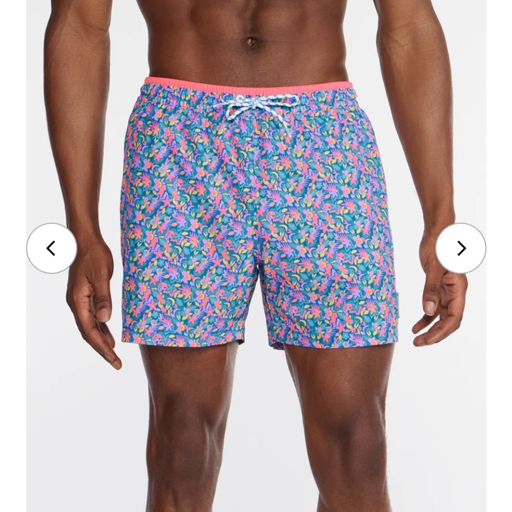 Chubbies Men's Floral Swim Trunks - Blue and Pink